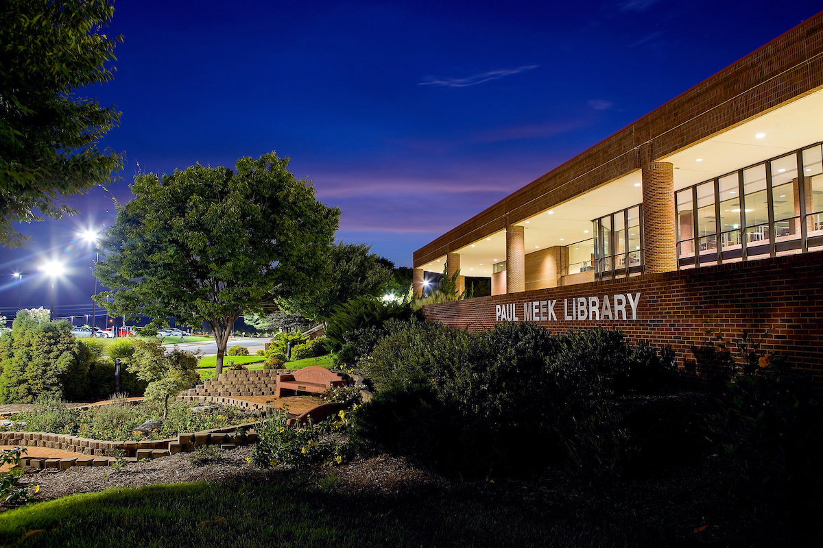 Paul Meek Library